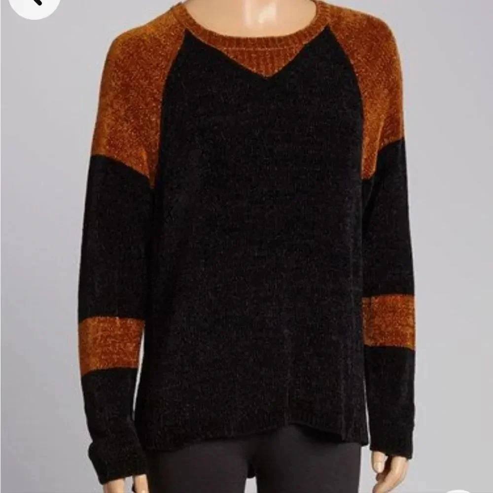 525 America Revolve Pullover Sweater Black & Brown Soft Velvet Feel Size Small